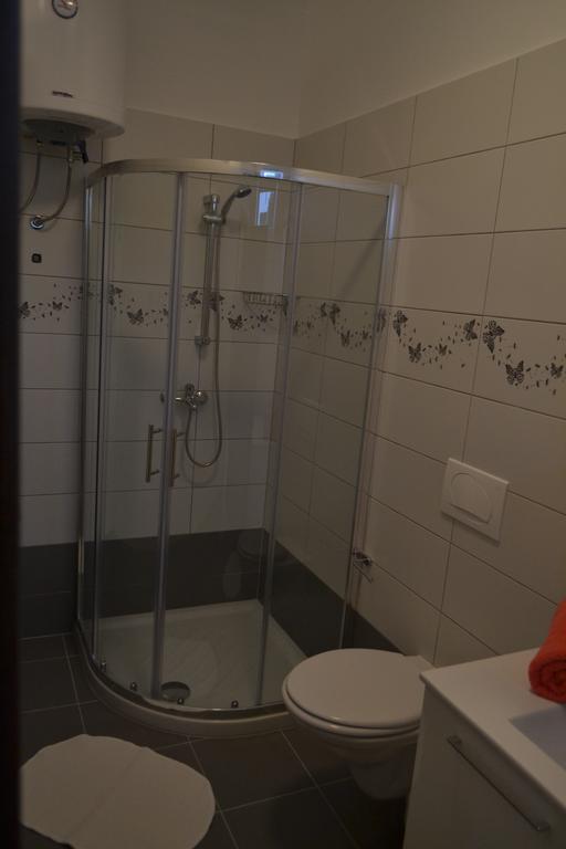 Apartments Peloza بوريتش الغرفة الصورة