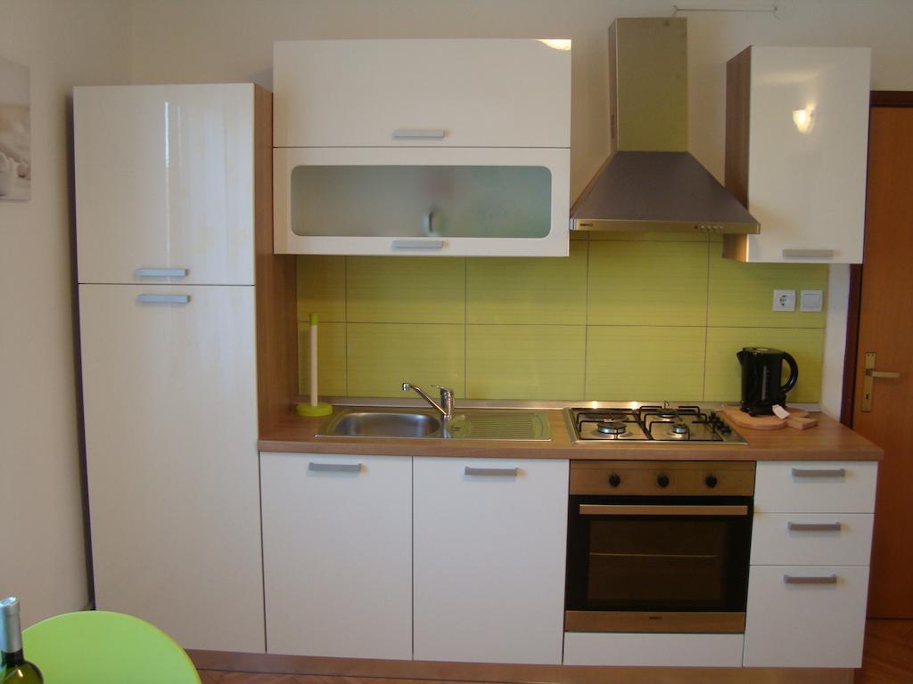Apartments Peloza بوريتش الغرفة الصورة